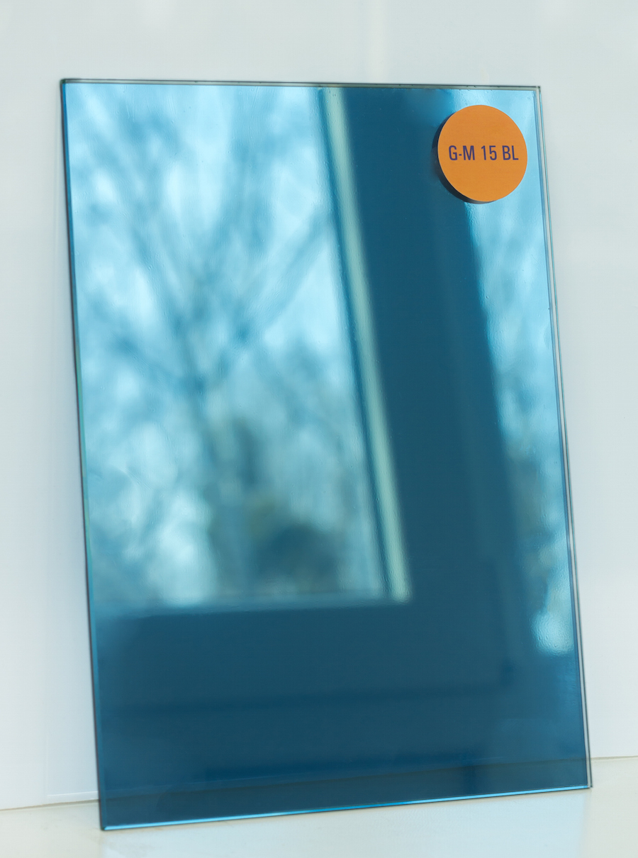 Зеркальная голубая пленка G-M 15 BL,  вид снаружи